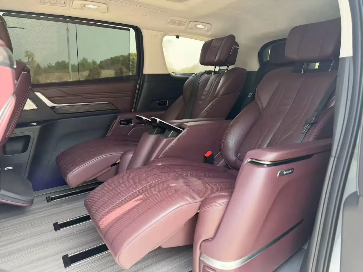 2023 Buick Century 2.0T 237HP L4 9AT,autocango,china used car exporter,china ev exporter,chinese used car exporter,chinese used ev exporter