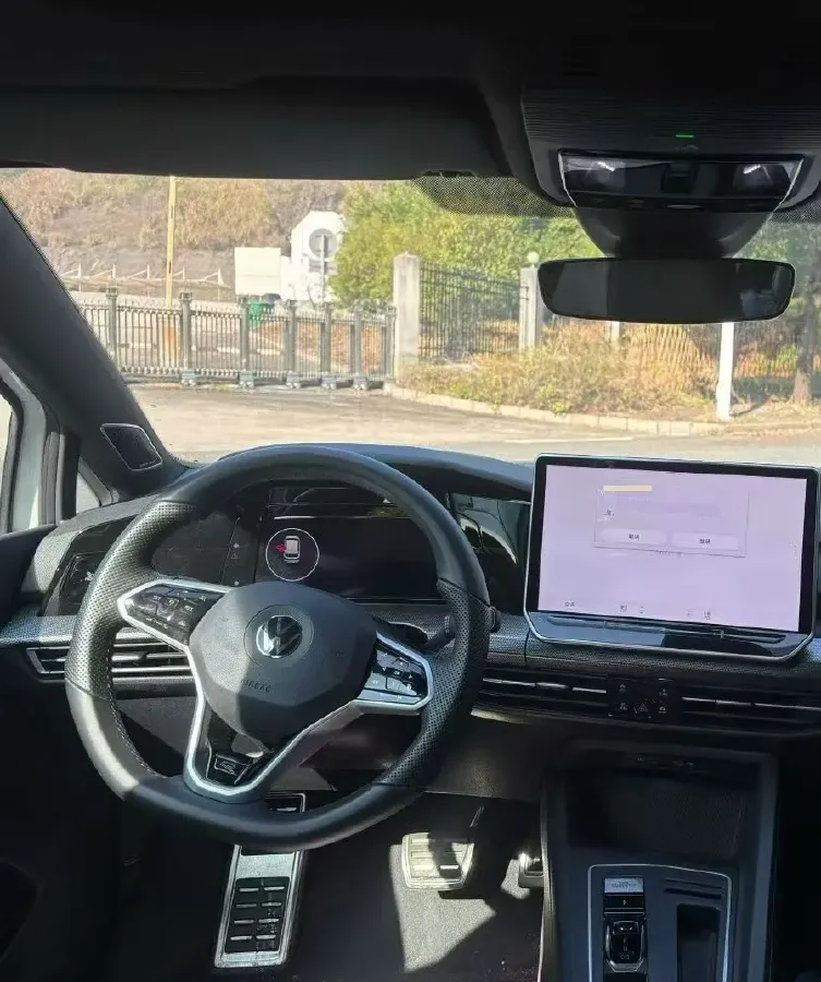 2025 Volkswagen Golf 1.5T 160HP L4 7DCT,autocango,china used car exporter,china ev exporter,chinese used car exporter,chinese used ev exporter