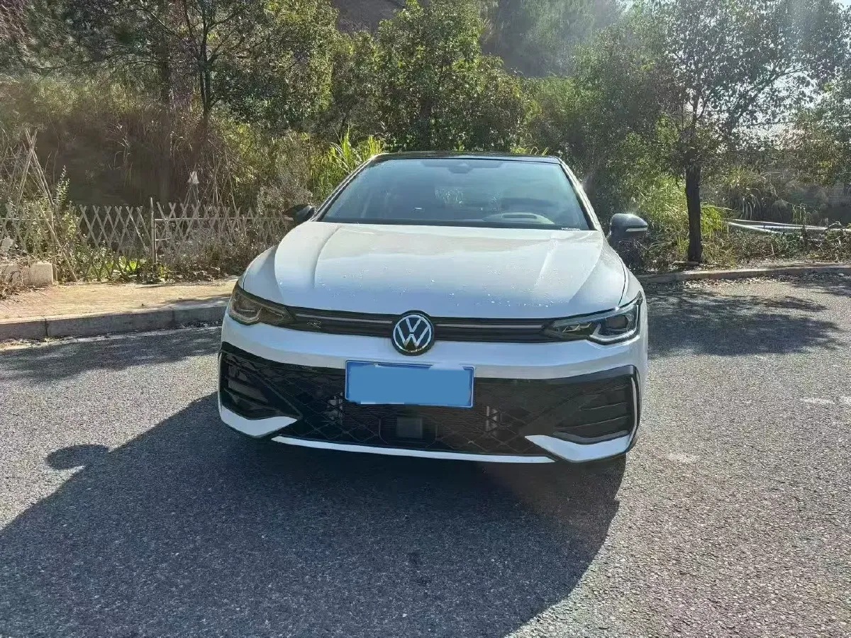 2025 Volkswagen Golf 1.5T 160HP L4 7DCT,autocango,china used car exporter,china ev exporter,chinese used car exporter,chinese used ev exporter