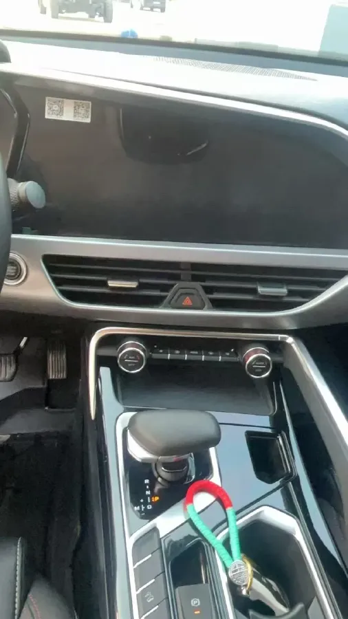 2021 Geely Tugella 2.0T 190HP L4 7DCT,autocango,china used car exporter,china ev exporter,chinese used car exporter,chinese used ev exporter