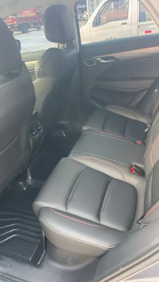 2021 Geely Tugella 2.0T 190HP L4 7DCT,autocango,china used car exporter,china ev exporter,chinese used car exporter,chinese used ev exporter