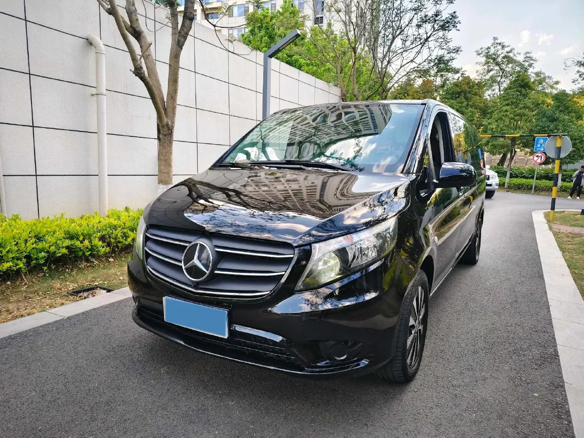 2021 Mercedes-Benz Vito 2.0T 211HP L4 9AT,autocango,china used car exporter,china ev exporter,chinese used car exporter,chinese used ev exporter