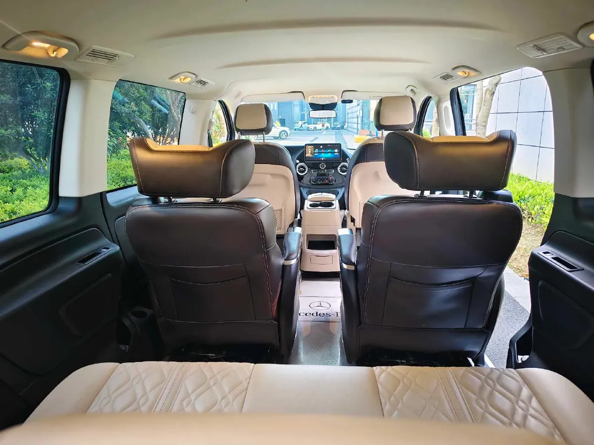 2021 Mercedes-Benz Vito 2.0T 211HP L4 9AT,autocango,china used car exporter,china ev exporter,chinese used car exporter,chinese used ev exporter
