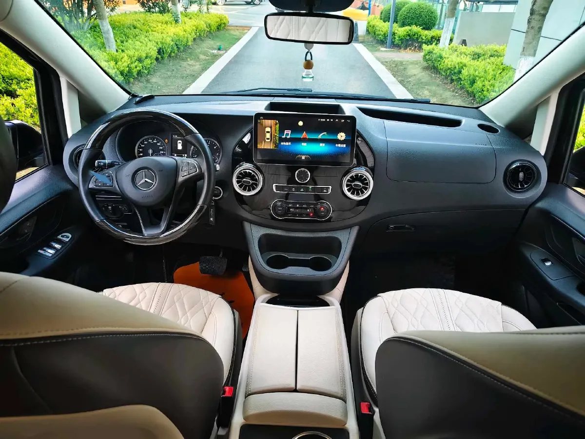 2021 Mercedes-Benz Vito 2.0T 211HP L4 9AT,autocango,china used car exporter,china ev exporter,chinese used car exporter,chinese used ev exporter