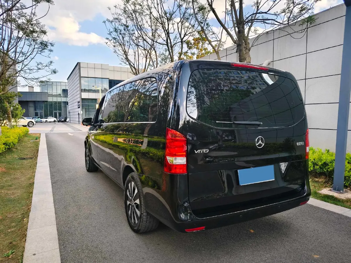 2021 Mercedes-Benz Vito 2.0T 211HP L4 9AT,autocango,china used car exporter,china ev exporter,chinese used car exporter,chinese used ev exporter