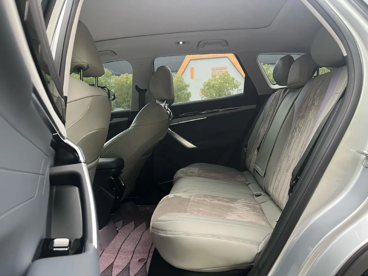 2024 Geely StarRay 1.5T 181HP L4 7DCT,autocango,china used car exporter,china ev exporter,chinese used car exporter,chinese used ev exporter