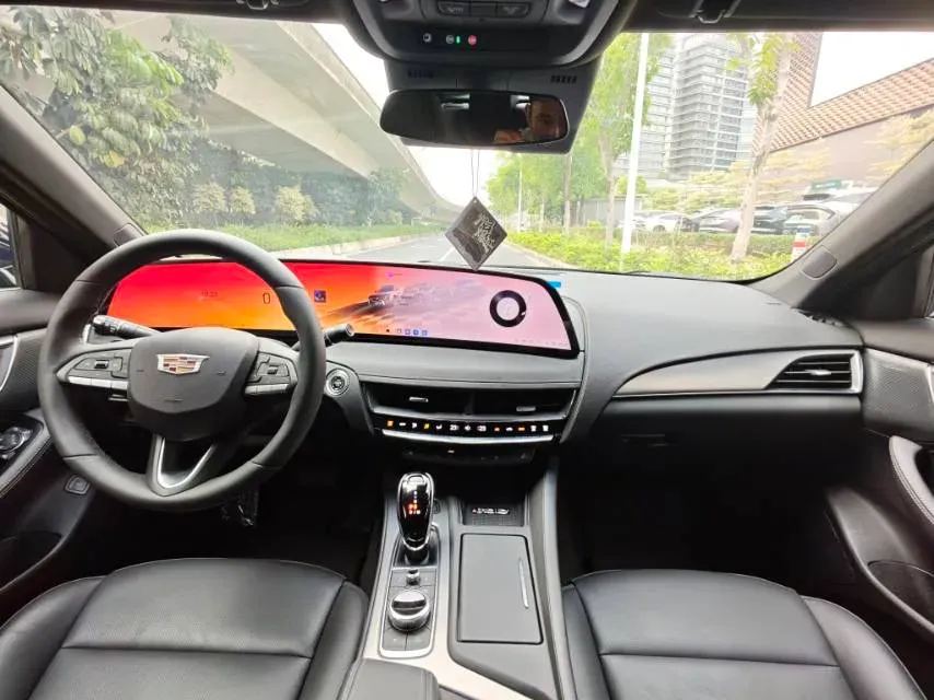 2025 Cadillac CT5 2.0T 237HP L4 10AT,autocango,china used car exporter,china ev exporter,chinese used car exporter,chinese used ev exporter