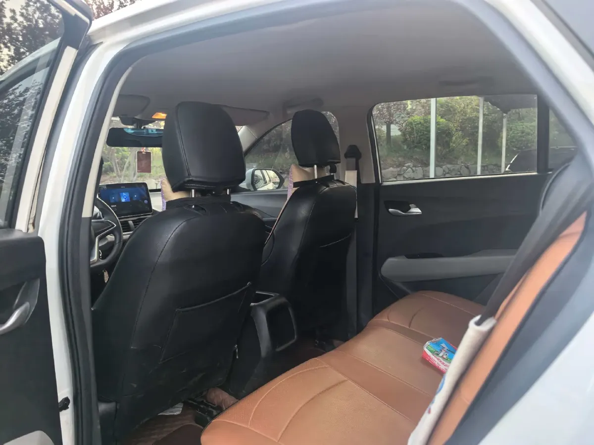 2019 BaoJun 510 1.5L 112HP L4 6MT,autocango,china used car exporter,china ev exporter,chinese used car exporter,chinese used ev exporter