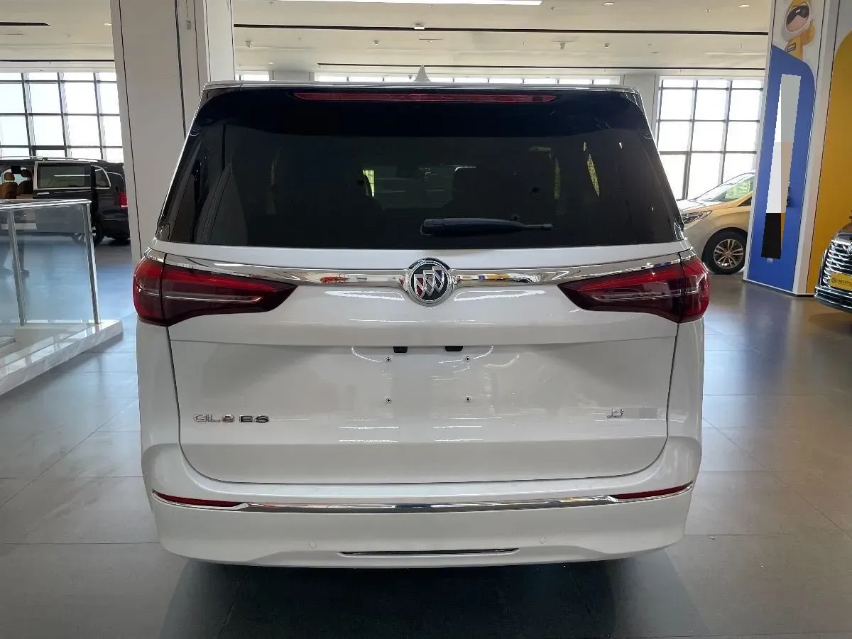 2023 Buick GL8 2.0T 237HP L4 9AT,autocango,china used car exporter,china ev exporter,chinese used car exporter,chinese used ev exporter