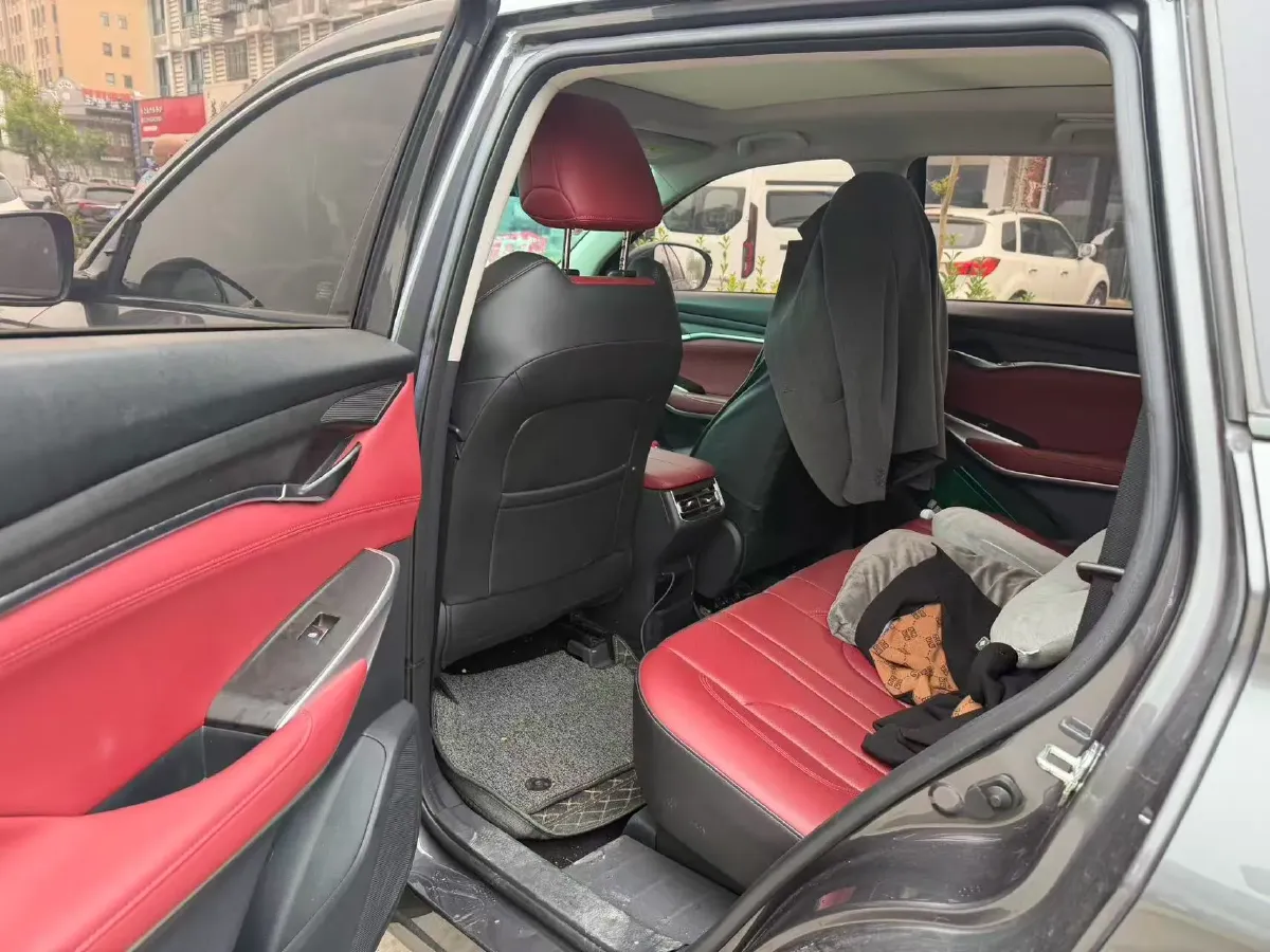 2021 ChangAn CS75 Plus 1.5T 178HP L4 6AT,autocango,china used car exporter,china ev exporter,chinese used car exporter,chinese used ev exporter