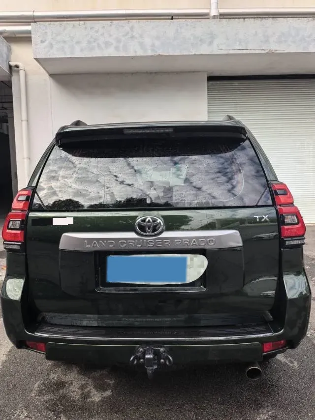 2018 Land Rover Discovery Sport 2.0T 241HP L4 9AT,autocango,china used car exporter,china ev exporter,chinese used car exporter,chinese used ev exporter