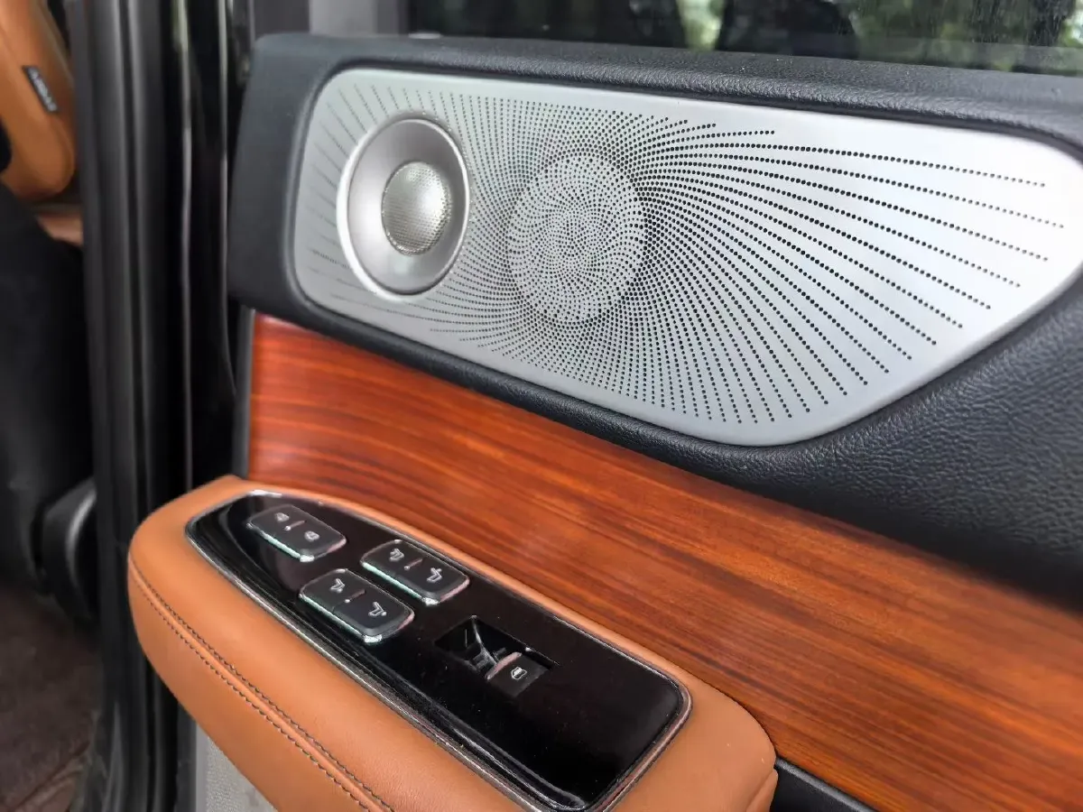 2019 Lincoln Navigator 3.5T 388HP V6 10AT,autocango,china used car exporter,china ev exporter,chinese used car exporter,chinese used ev exporter