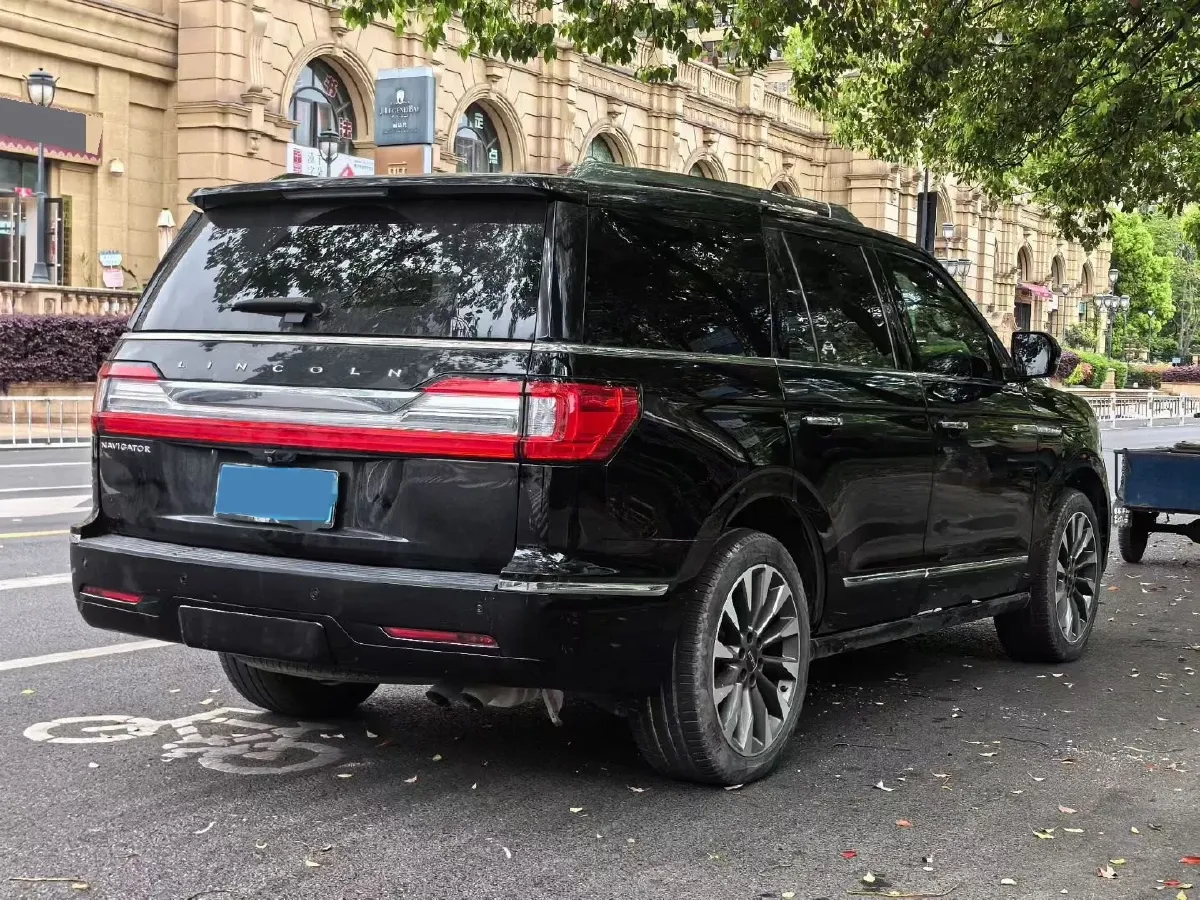 2019 Lincoln Navigator 3.5T 388HP V6 10AT,autocango,china used car exporter,china ev exporter,chinese used car exporter,chinese used ev exporter