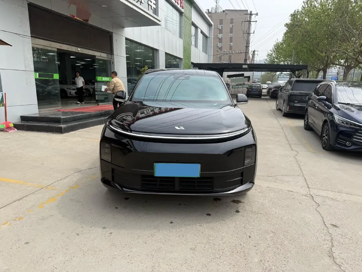 2024 Li L6 Range Extended 154HP L4 REEV 36.8KWH,autocango,china used car exporter,china ev exporter,chinese used car exporter,chinese used ev exporter