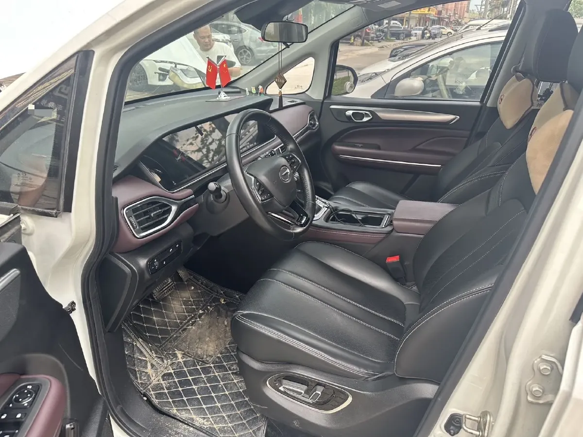 2021 GAC Trumpchi M6 1.5T 169HP L4 7DCT,autocango,china used car exporter,china ev exporter,chinese used car exporter,chinese used ev exporter