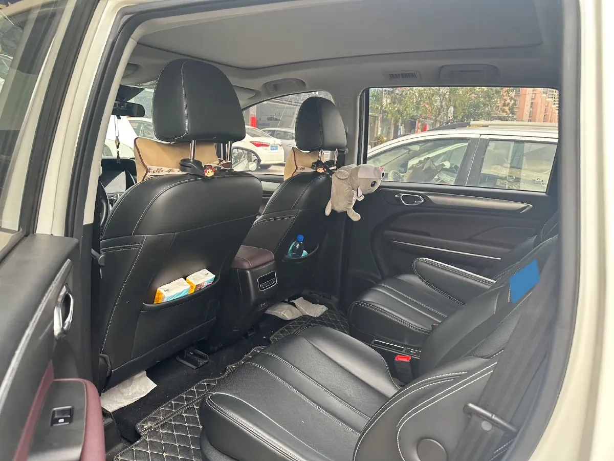 2021 GAC Trumpchi M6 1.5T 169HP L4 7DCT,autocango,china used car exporter,china ev exporter,chinese used car exporter,chinese used ev exporter