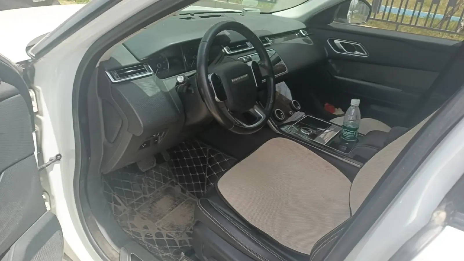 2018 Land Rover Range Rover Velar 3.0T 380HP V6 8AT,autocango,china used car exporter,china ev exporter,chinese used car exporter,chinese used ev exporter