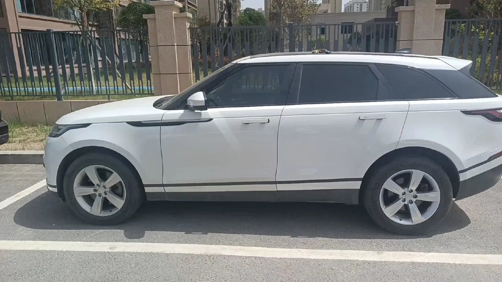 2018 Land Rover Range Rover Velar 3.0T 380HP V6 8AT,autocango,china used car exporter,china ev exporter,chinese used car exporter,chinese used ev exporter