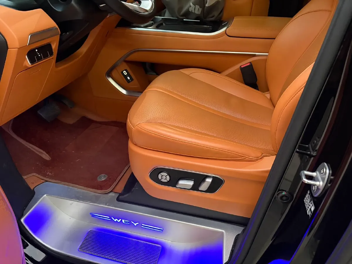 2024 Voyah ZhuiGuang 1.5T 136HP L4 PHEV 43KWH,autocango,china used car exporter,china ev exporter,chinese used car exporter,chinese used ev exporter