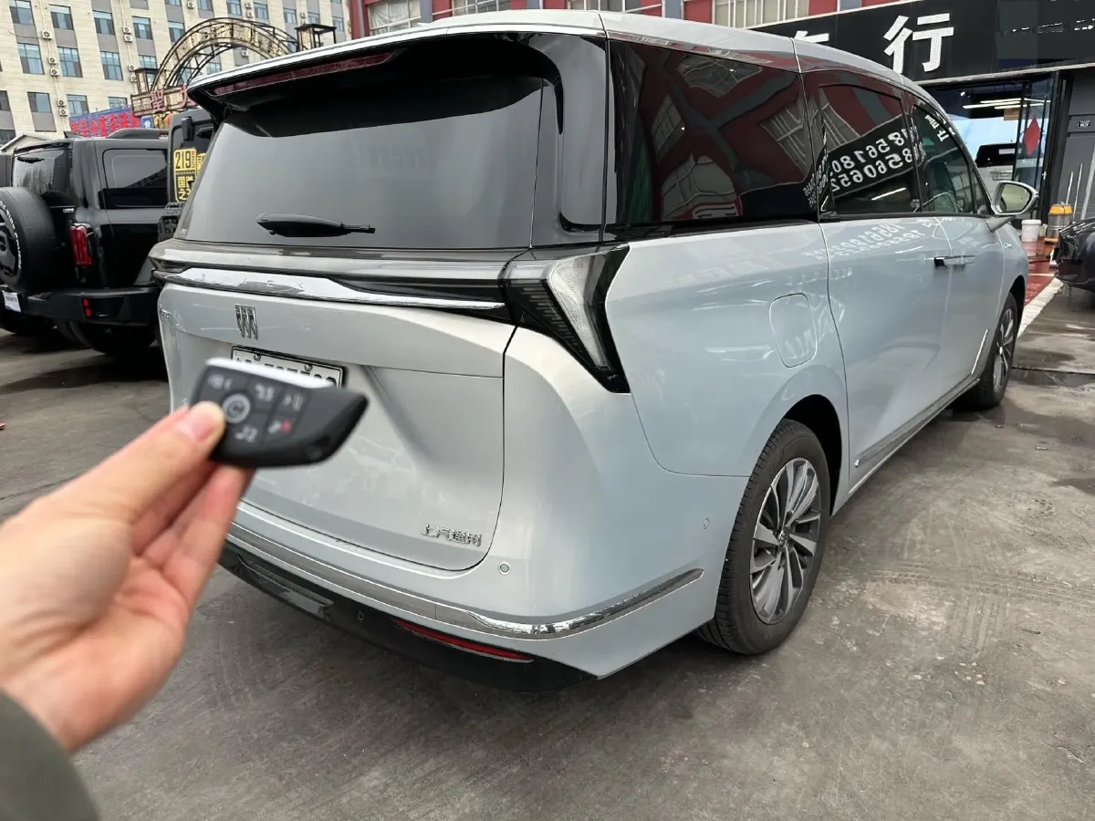 2026 Buick GL8 1.5T 180HP L4 2DHT PHEV,autocango,china used car exporter,china ev exporter,chinese used car exporter,chinese used ev exporter