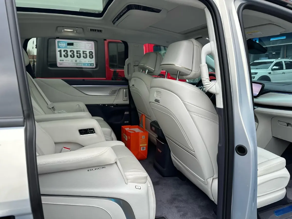 2026 Buick GL8 1.5T 180HP L4 2DHT PHEV,autocango,china used car exporter,china ev exporter,chinese used car exporter,chinese used ev exporter