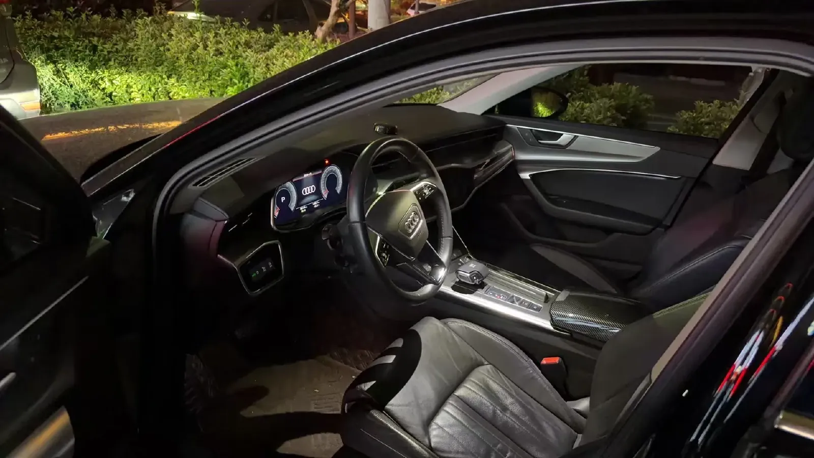 2019 Audi A6L 2.0T 190HP L4 7DCT,autocango,china used car exporter,china ev exporter,chinese used car exporter,chinese used ev exporter