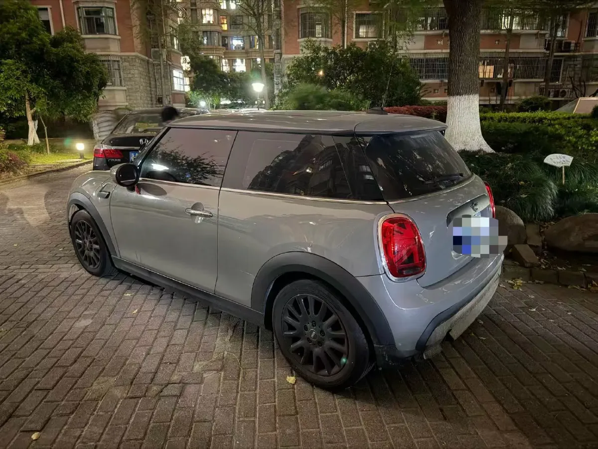 2022 MINI MINI 1.5T 102HP L3 7DCT,autocango,china used car exporter,china ev exporter,chinese used car exporter,chinese used ev exporter