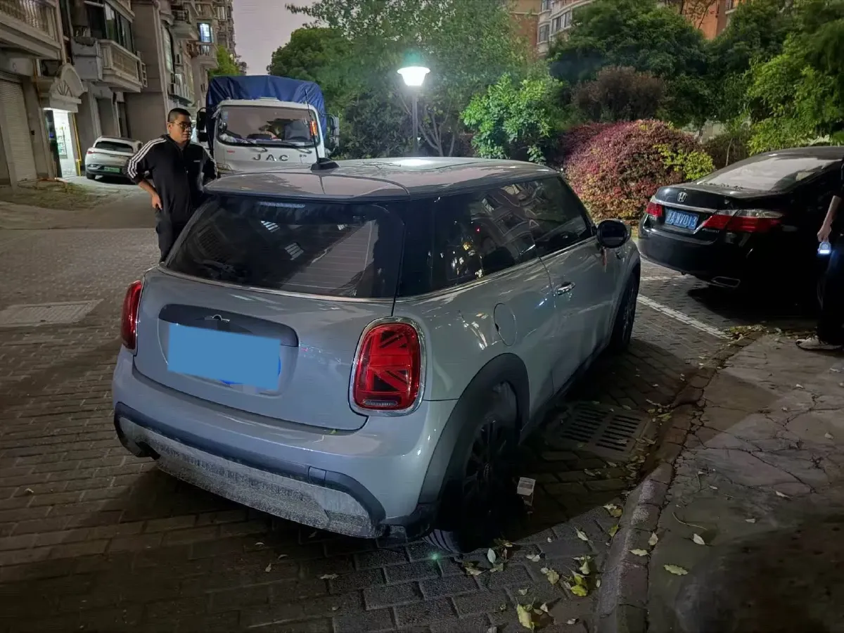 2022 MINI MINI 1.5T 102HP L3 7DCT,autocango,china used car exporter,china ev exporter,chinese used car exporter,chinese used ev exporter