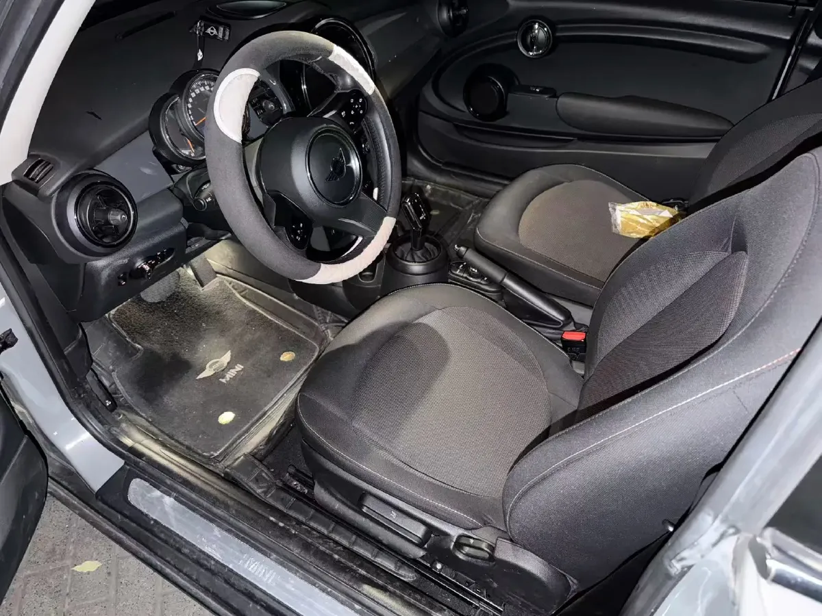 2022 MINI MINI 1.5T 102HP L3 7DCT,autocango,china used car exporter,china ev exporter,chinese used car exporter,chinese used ev exporter