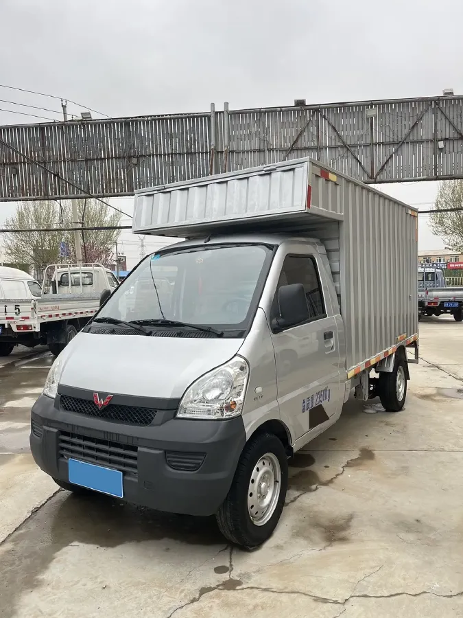 2019 WuLing RongGuang Mini Truck 1.5L 107HP L4 5MT,autocango,china used car exporter,china ev exporter,chinese used car exporter,chinese used ev exporter