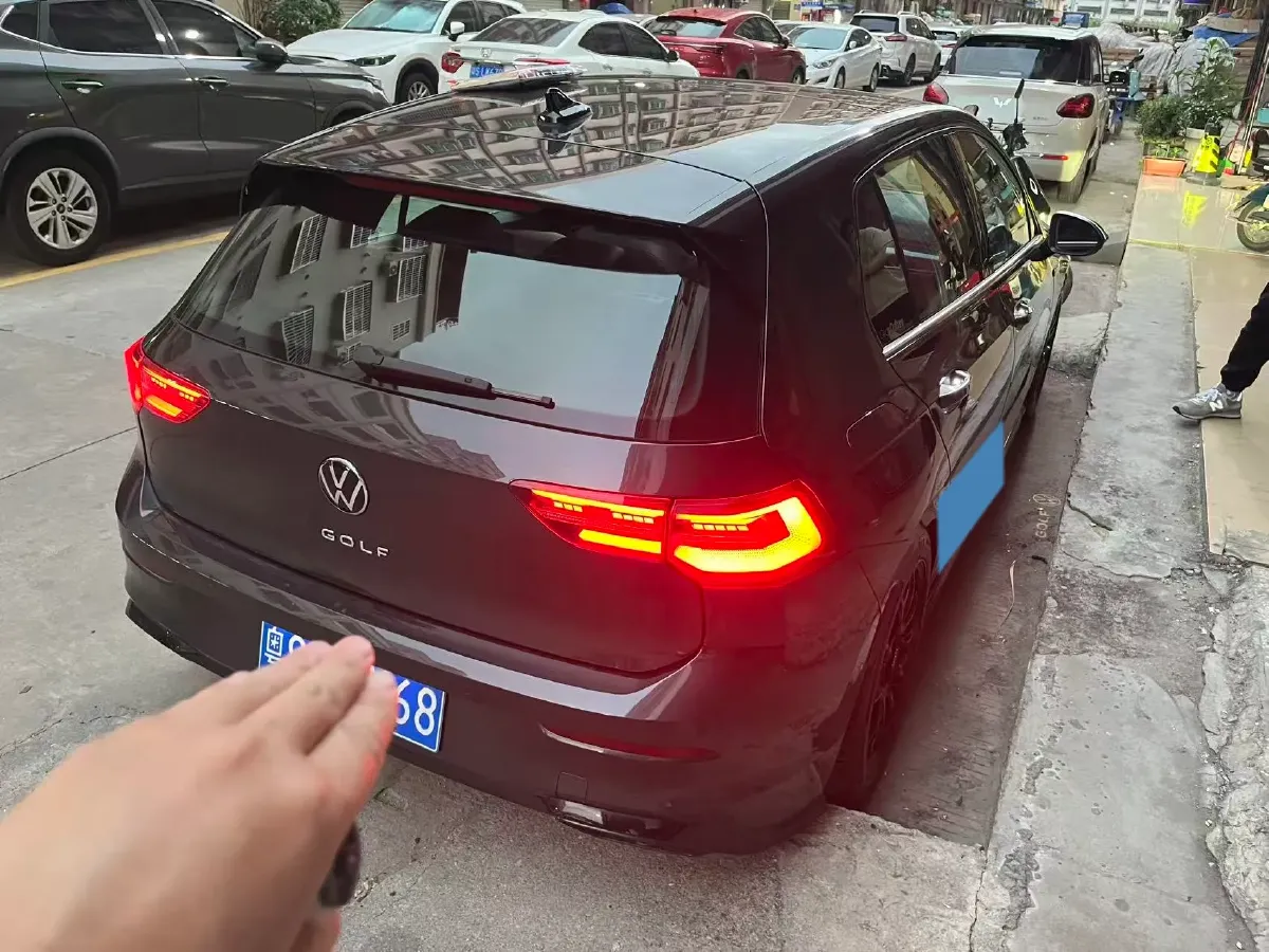 2023 Volkswagen Golf 1.4T 150HP L4 7DCT,autocango,china used car exporter,china ev exporter,chinese used car exporter,chinese used ev exporter