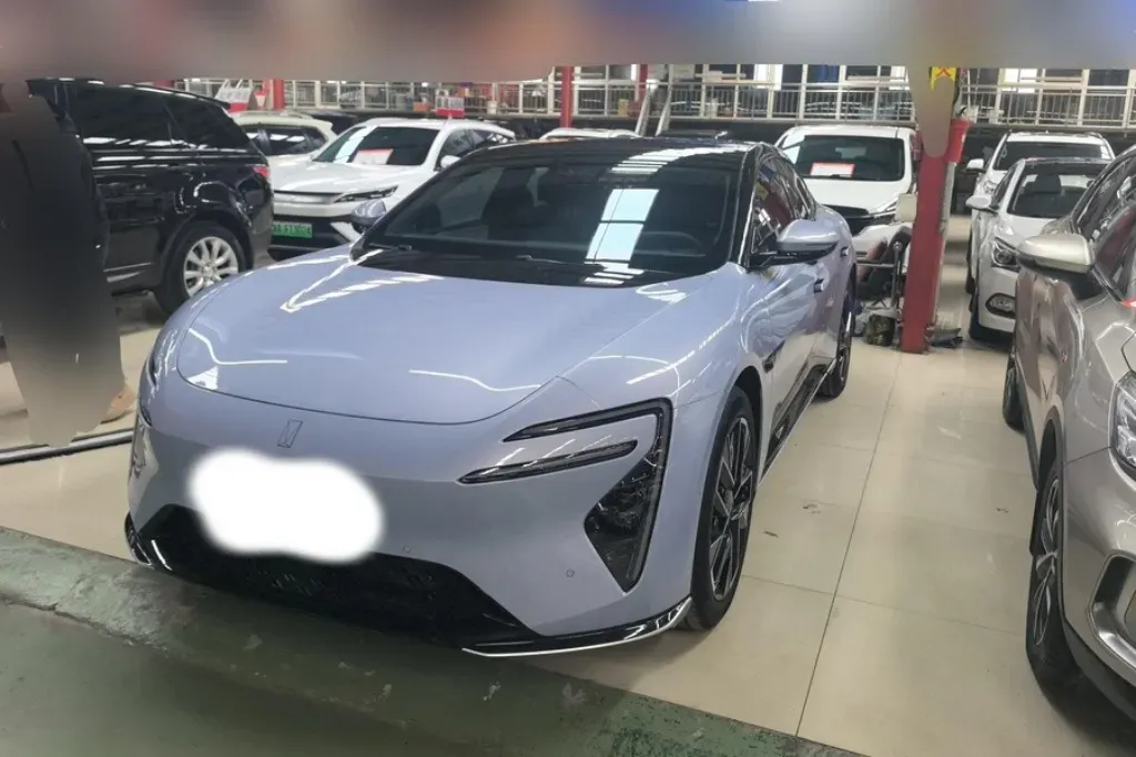 2025 Avatr 06 REEV 156HP REEV,autocango,china used car exporter,china ev exporter,chinese used car exporter,chinese used ev exporter