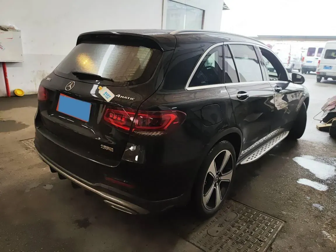 2022 Mercedes-Benz GLC Class 2.0T 258HP L4 9AT,autocango,china used car exporter,china ev exporter,chinese used car exporter,chinese used ev exporter