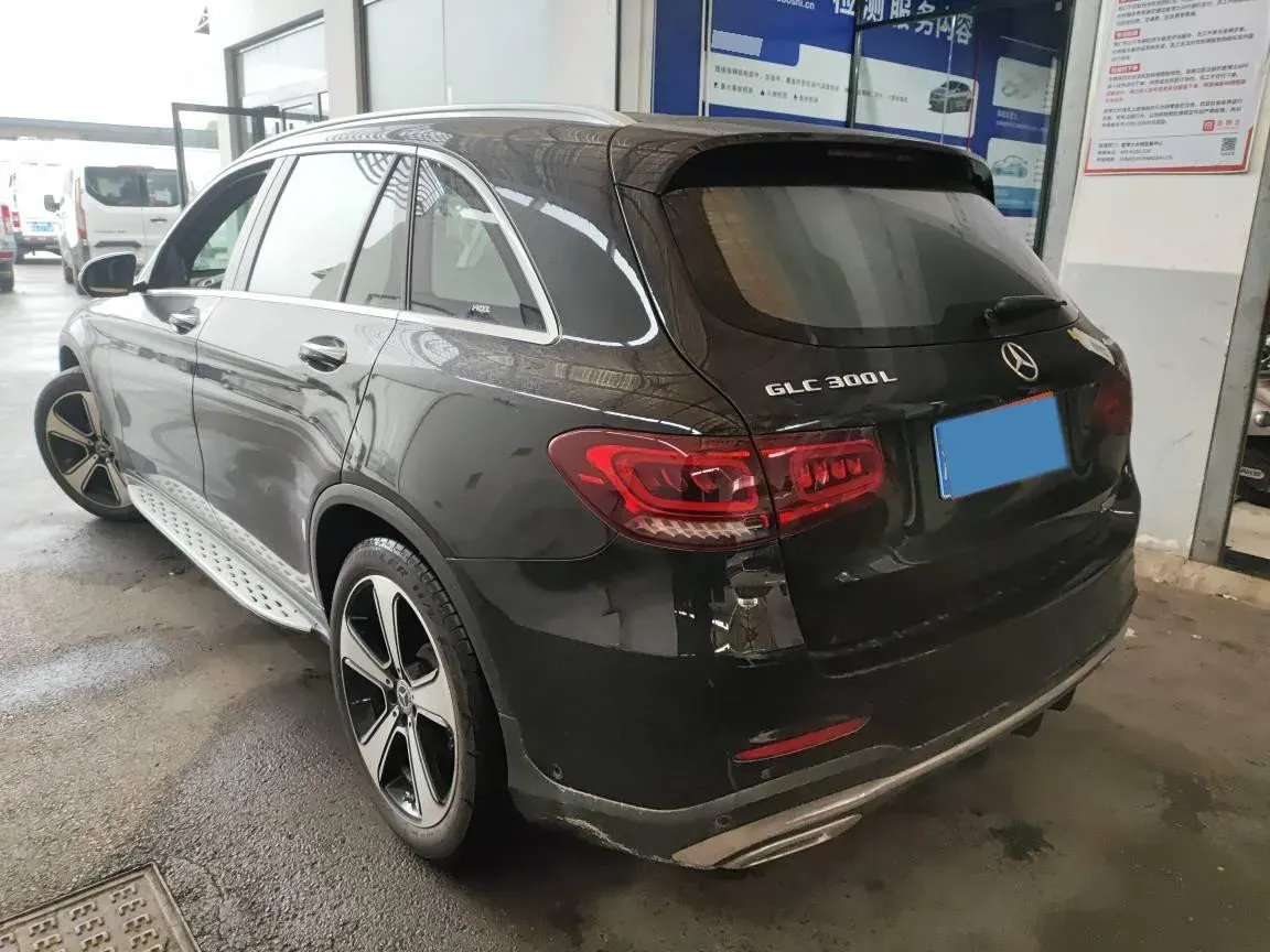 2022 Mercedes-Benz GLC Class 2.0T 258HP L4 9AT,autocango,china used car exporter,china ev exporter,chinese used car exporter,chinese used ev exporter