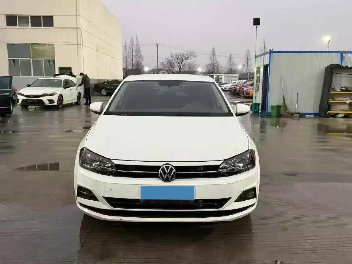2023 Volkswagen Polo 1.5L 113HP L4 6AT,autocango,china used car exporter,china ev exporter,chinese used car exporter,chinese used ev exporter