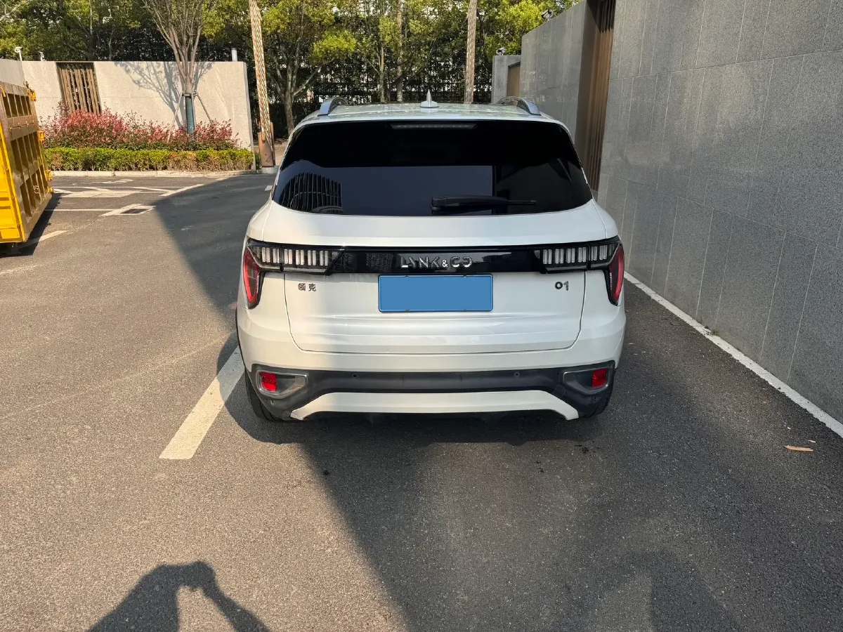 2019 Beijing BJ40 2.0T 218HP L4 6AT,autocango,china used car exporter,china ev exporter,chinese used car exporter,chinese used ev exporter