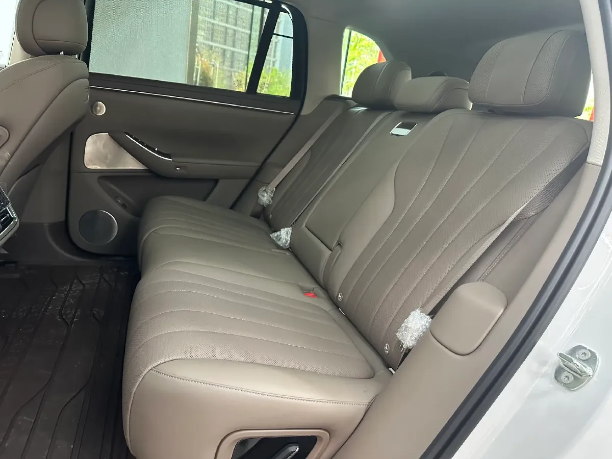 2026 AITO AITO M7 BEV,autocango,china used car exporter,china ev exporter,chinese used car exporter,chinese used ev exporter