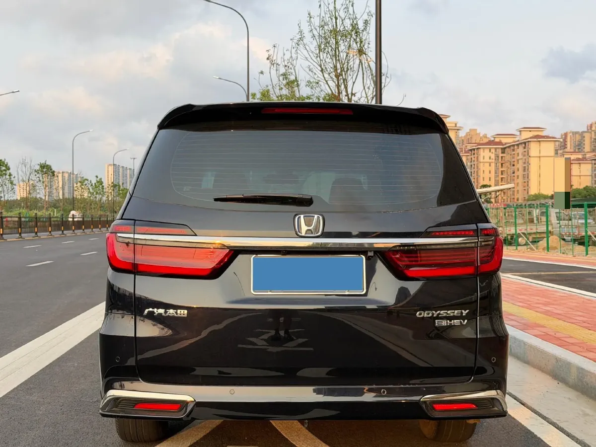 2022 Honda Odyssey 2.0L 146HP L4 E-CVT Hybrid,autocango,china used car exporter,china ev exporter,chinese used car exporter,chinese used ev exporter