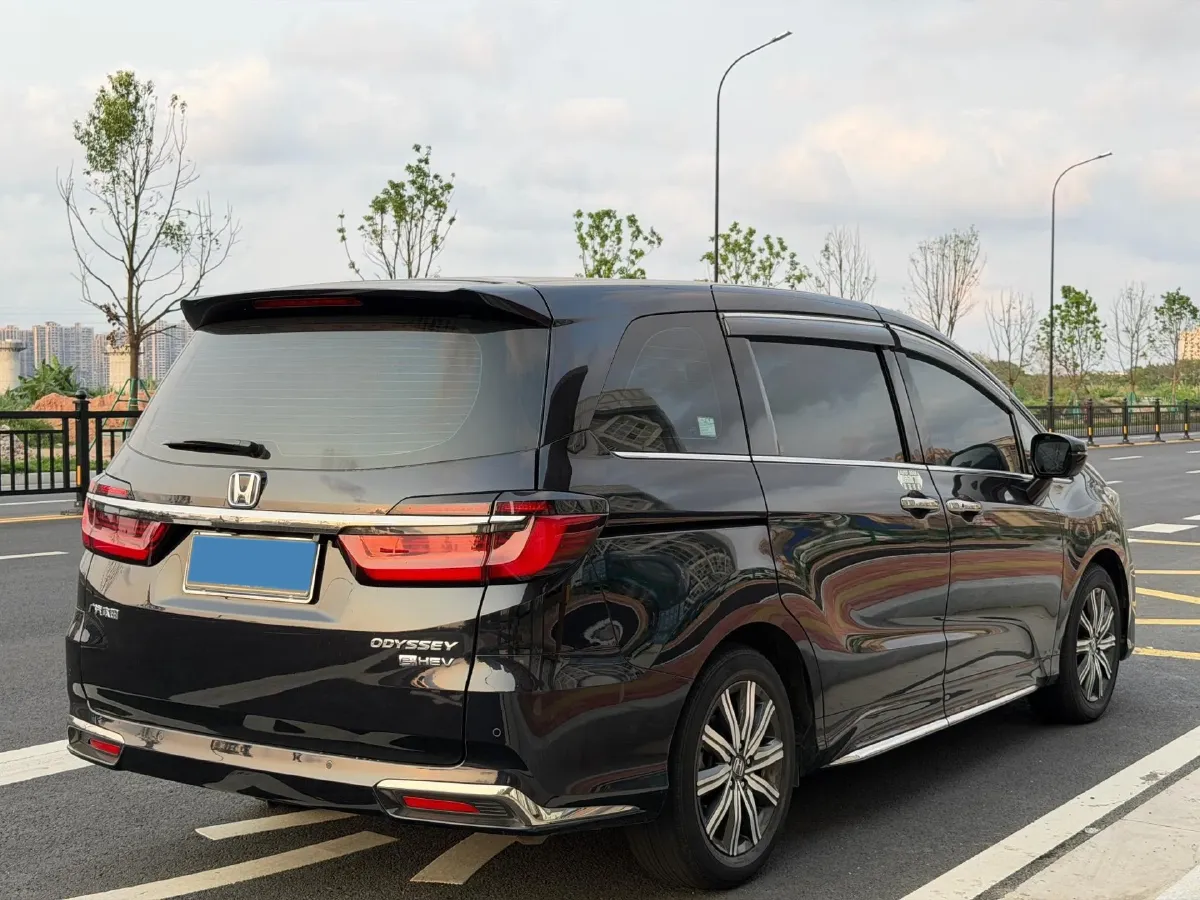 2022 Honda Odyssey 2.0L 146HP L4 E-CVT Hybrid,autocango,china used car exporter,china ev exporter,chinese used car exporter,chinese used ev exporter