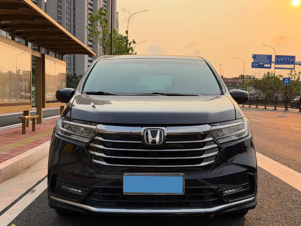 2022 Honda Odyssey 2.0L 146HP L4 E-CVT Hybrid,autocango,china used car exporter,china ev exporter,chinese used car exporter,chinese used ev exporter