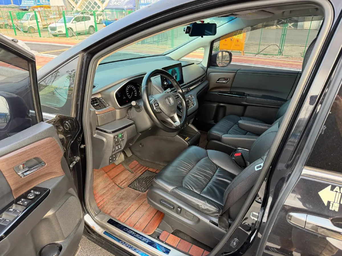 2022 Honda Odyssey 2.0L 146HP L4 E-CVT Hybrid,autocango,china used car exporter,china ev exporter,chinese used car exporter,chinese used ev exporter