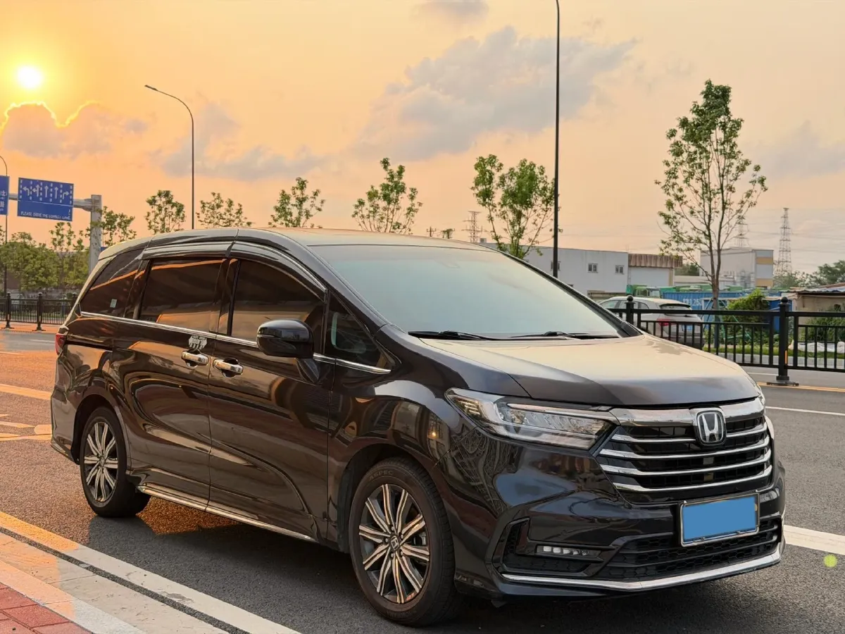 2022 Honda Odyssey 2.0L 146HP L4 E-CVT Hybrid,autocango,china used car exporter,china ev exporter,chinese used car exporter,chinese used ev exporter