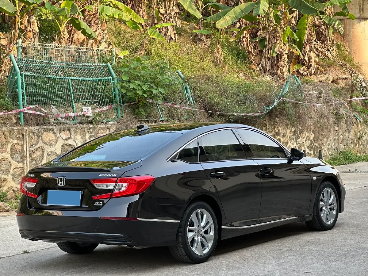 2018 Honda Accord 1.5T 177HP L4 CVT,autocango,china used car exporter,china ev exporter,chinese used car exporter,chinese used ev exporter