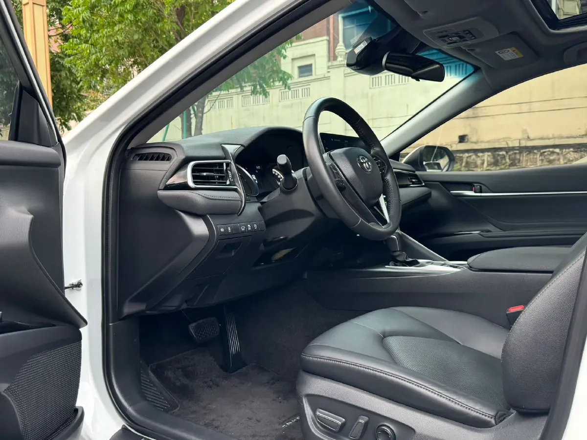 2023 Toyota Camry 2.0L 177HP L4 CVT,autocango,china used car exporter,china ev exporter,chinese used car exporter,chinese used ev exporter