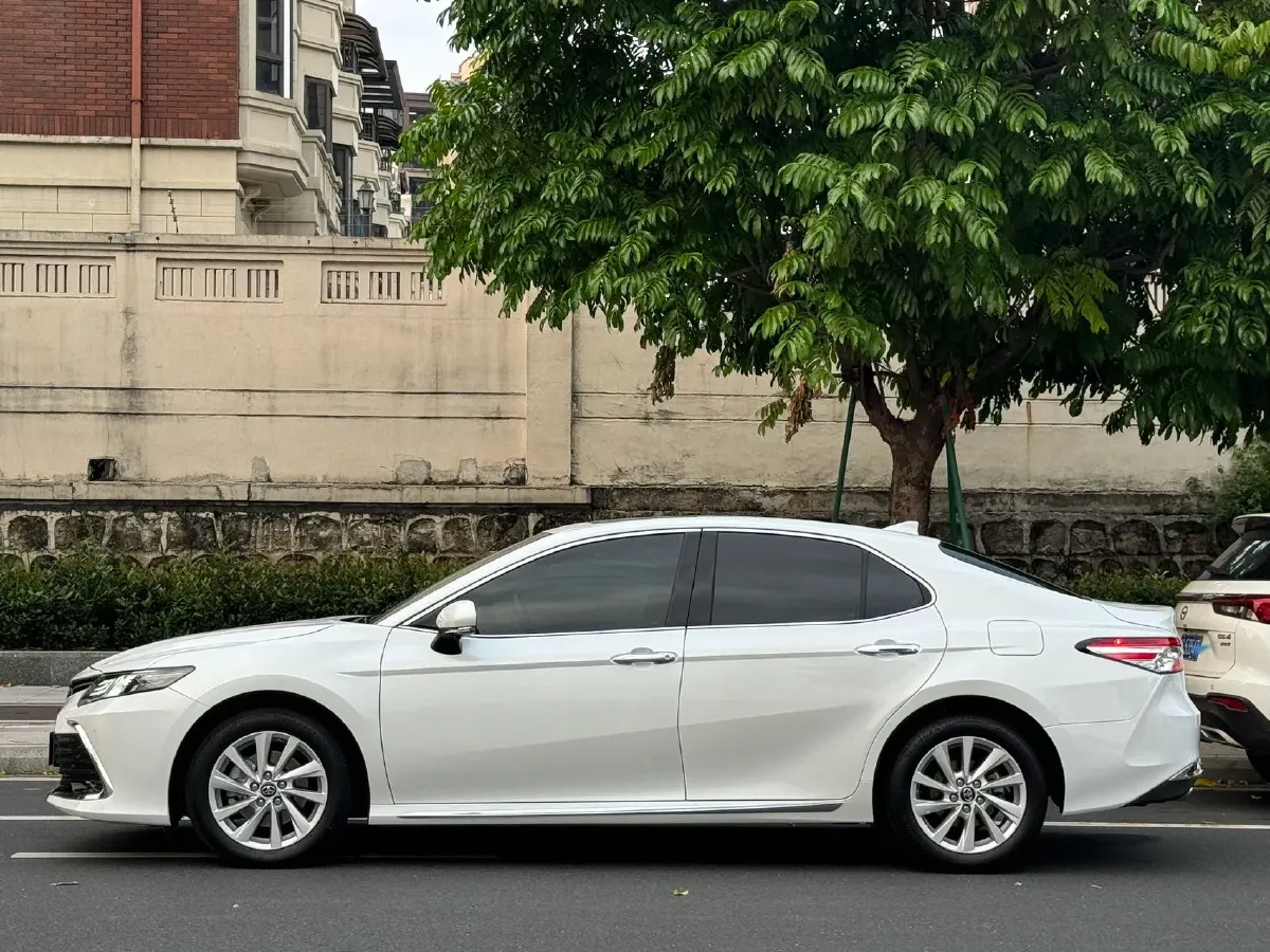 2023 Toyota Camry 2.0L 177HP L4 CVT,autocango,china used car exporter,china ev exporter,chinese used car exporter,chinese used ev exporter