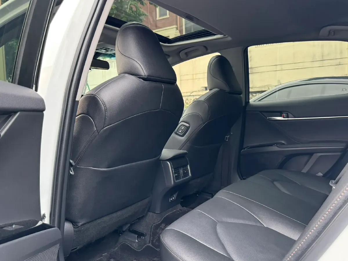 2023 Toyota Camry 2.0L 177HP L4 CVT,autocango,china used car exporter,china ev exporter,chinese used car exporter,chinese used ev exporter