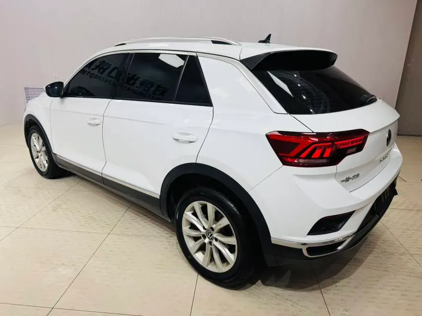 2021 Volkswagen T-Roc 1.4T 150HP L4 7DCT,autocango,china used car exporter,china ev exporter,chinese used car exporter,chinese used ev exporter