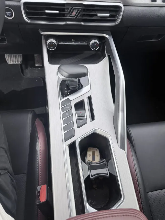 2021 Geely Coolray 1.4T 141HP L4 6DCT,autocango,china used car exporter,china ev exporter,chinese used car exporter,chinese used ev exporter