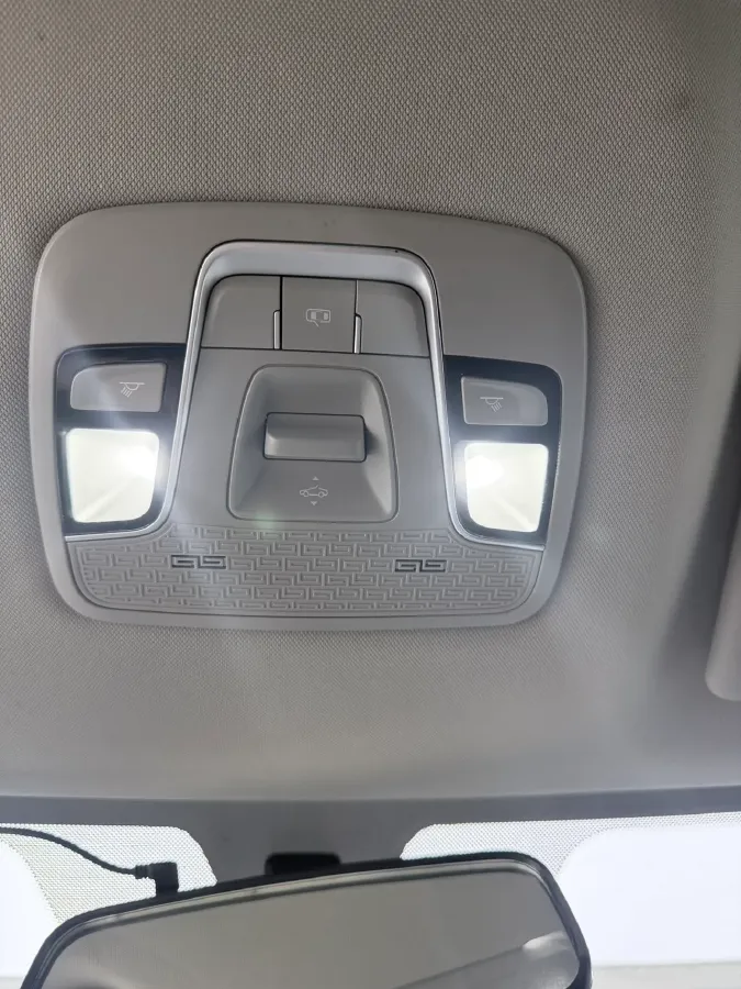 2021 Geely Coolray 1.4T 141HP L4 6DCT,autocango,china used car exporter,china ev exporter,chinese used car exporter,chinese used ev exporter