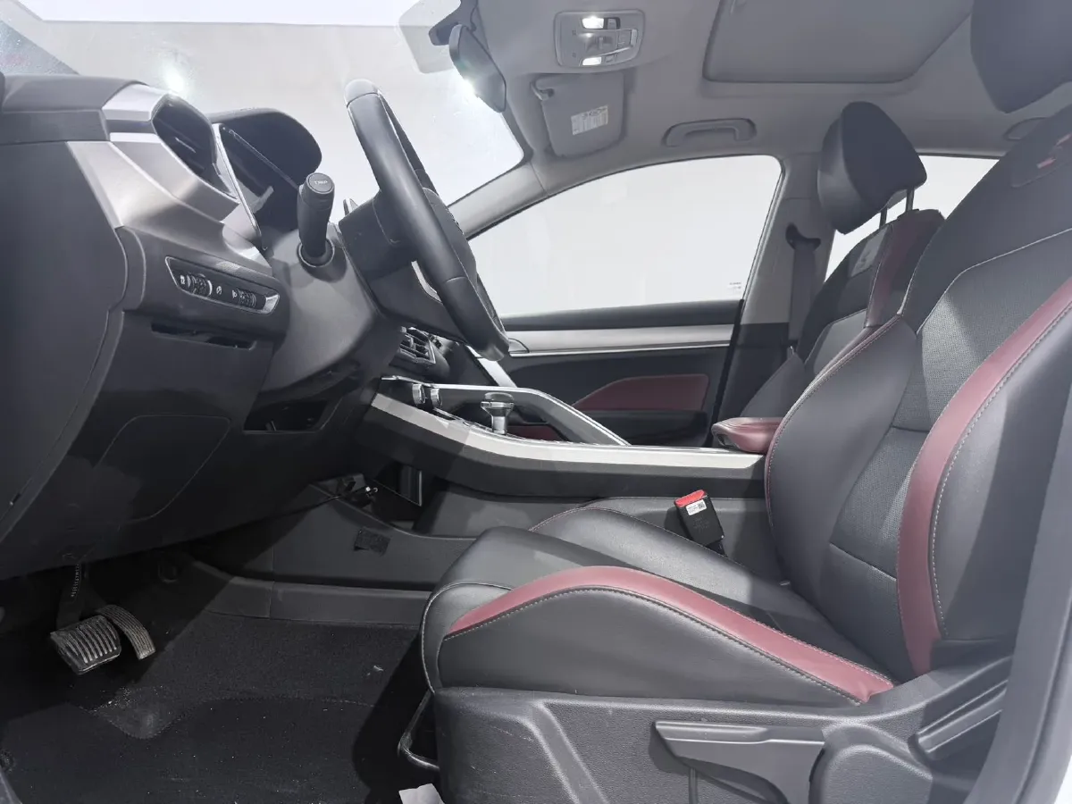 2021 Geely Coolray 1.4T 141HP L4 6DCT,autocango,china used car exporter,china ev exporter,chinese used car exporter,chinese used ev exporter